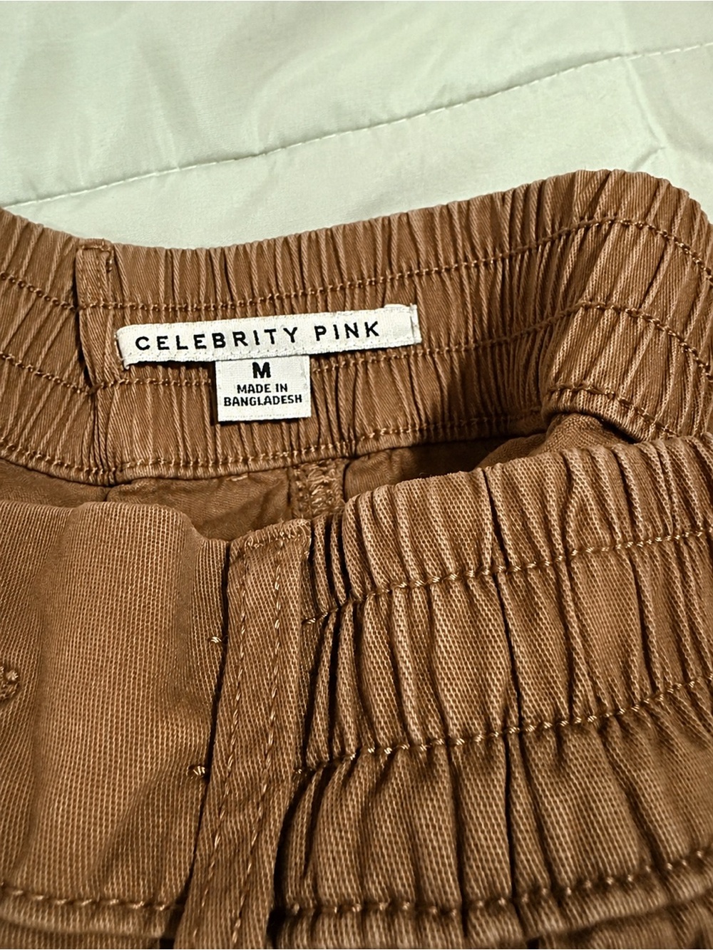 Women’s  Elastic-Waist Brown Cargo Pants - Picture 4 of 5